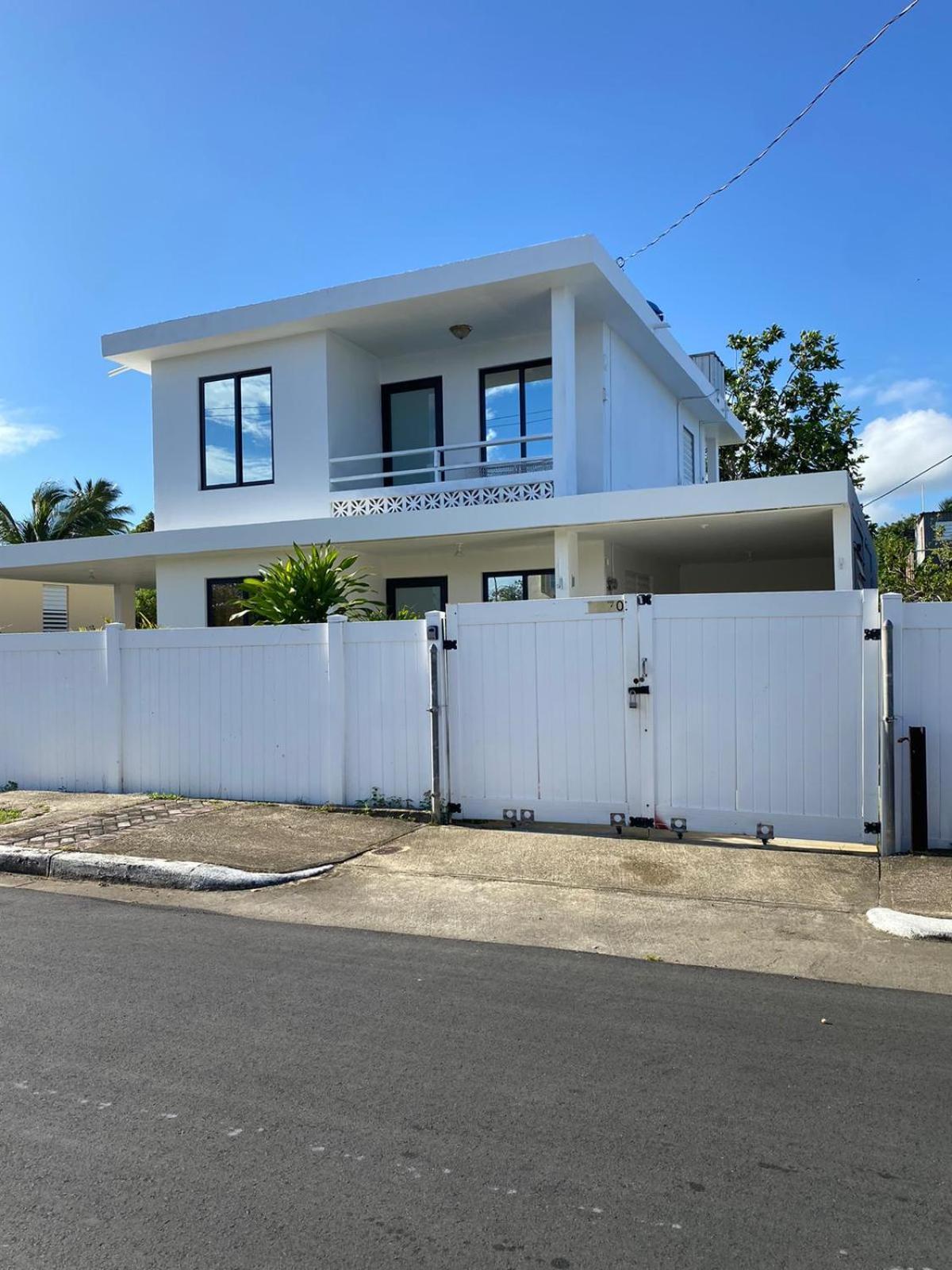 Tropical Getaway Villa Aguadilla Eksteriør billede