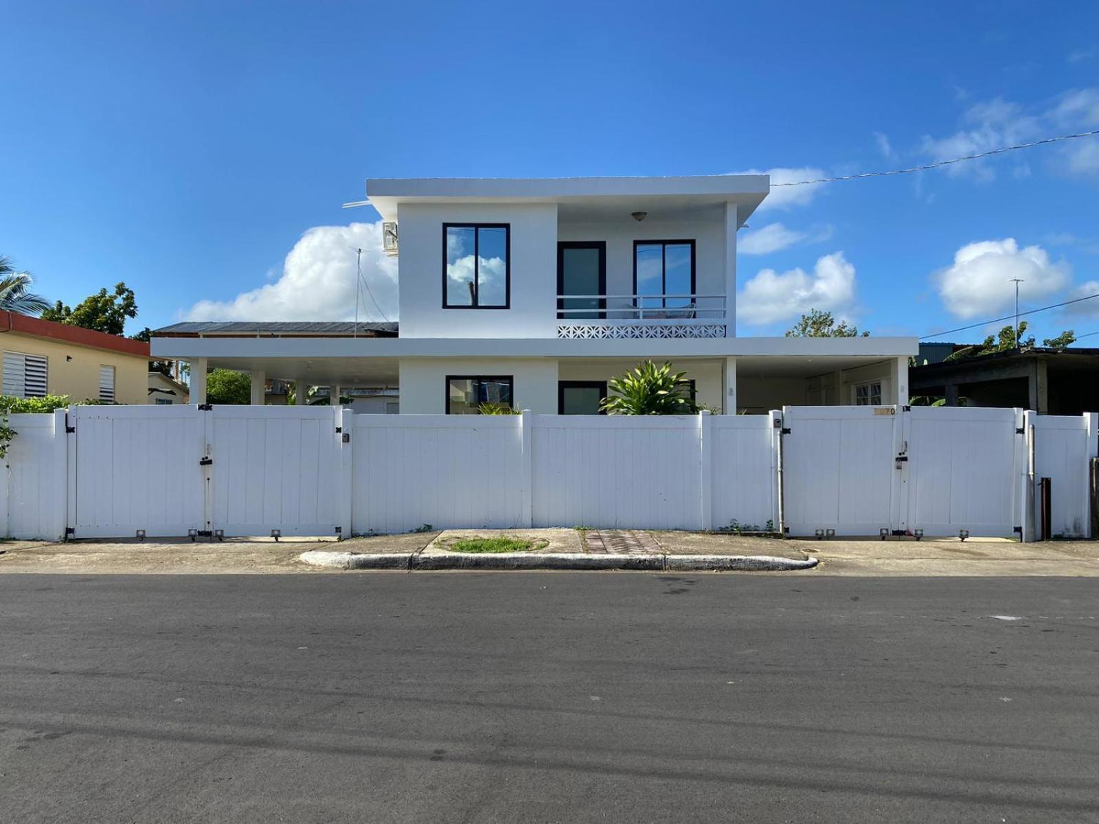 Tropical Getaway Villa Aguadilla Eksteriør billede