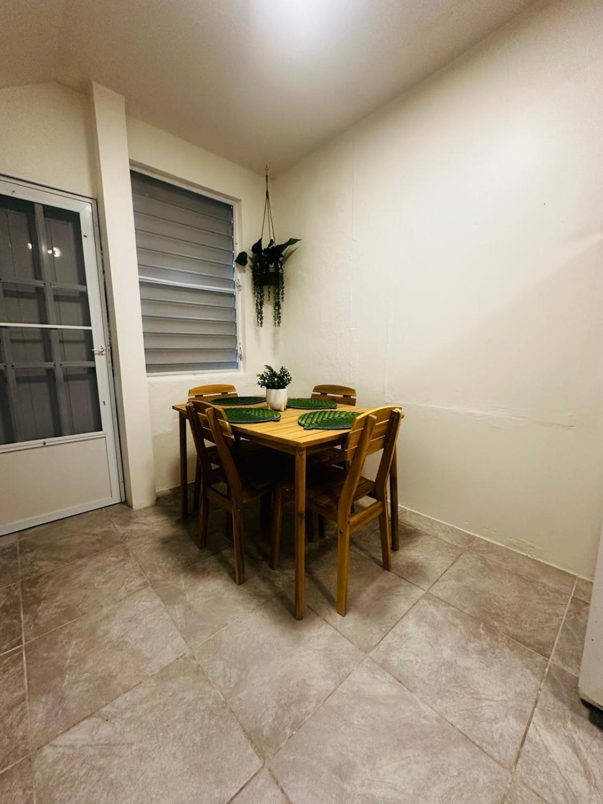 Tropical Getaway Villa Aguadilla Eksteriør billede